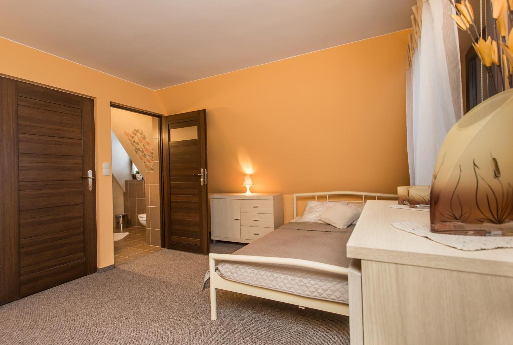 U Kruka Bed and Breakfast Groń Εξωτερικό φωτογραφία